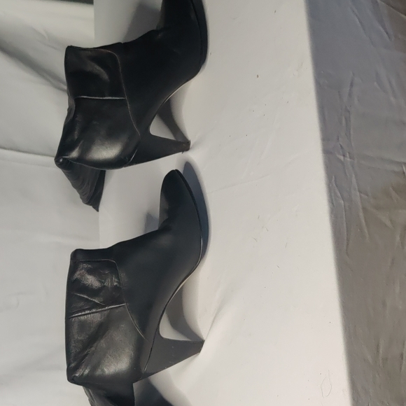 Thigh high boots - Picture 3 of 4